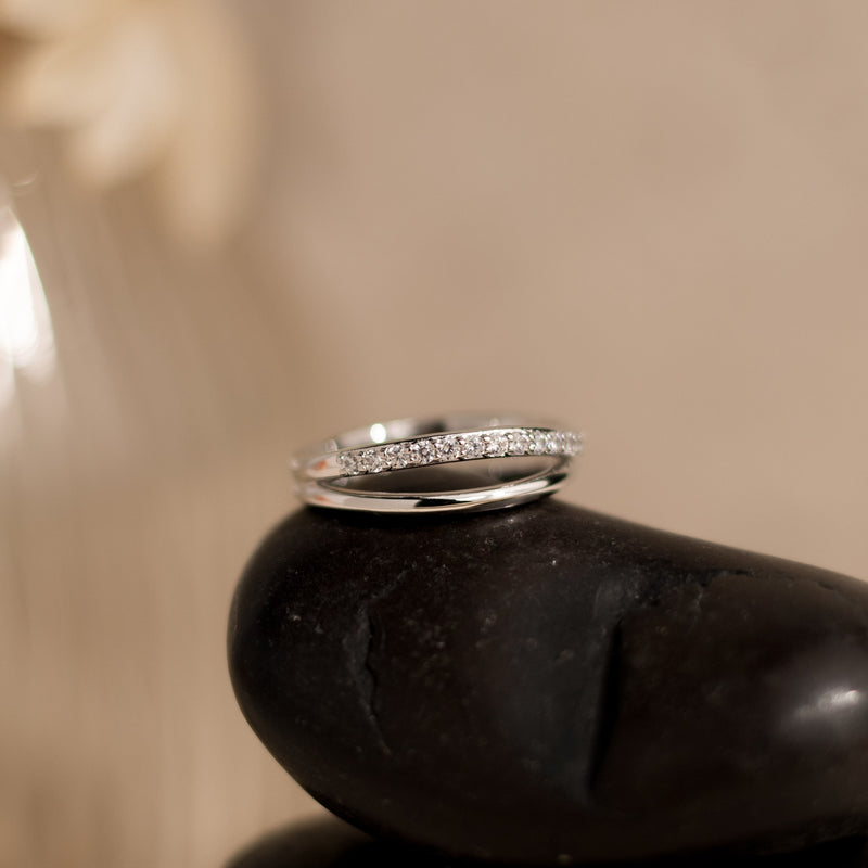 Gale Cubic Ring